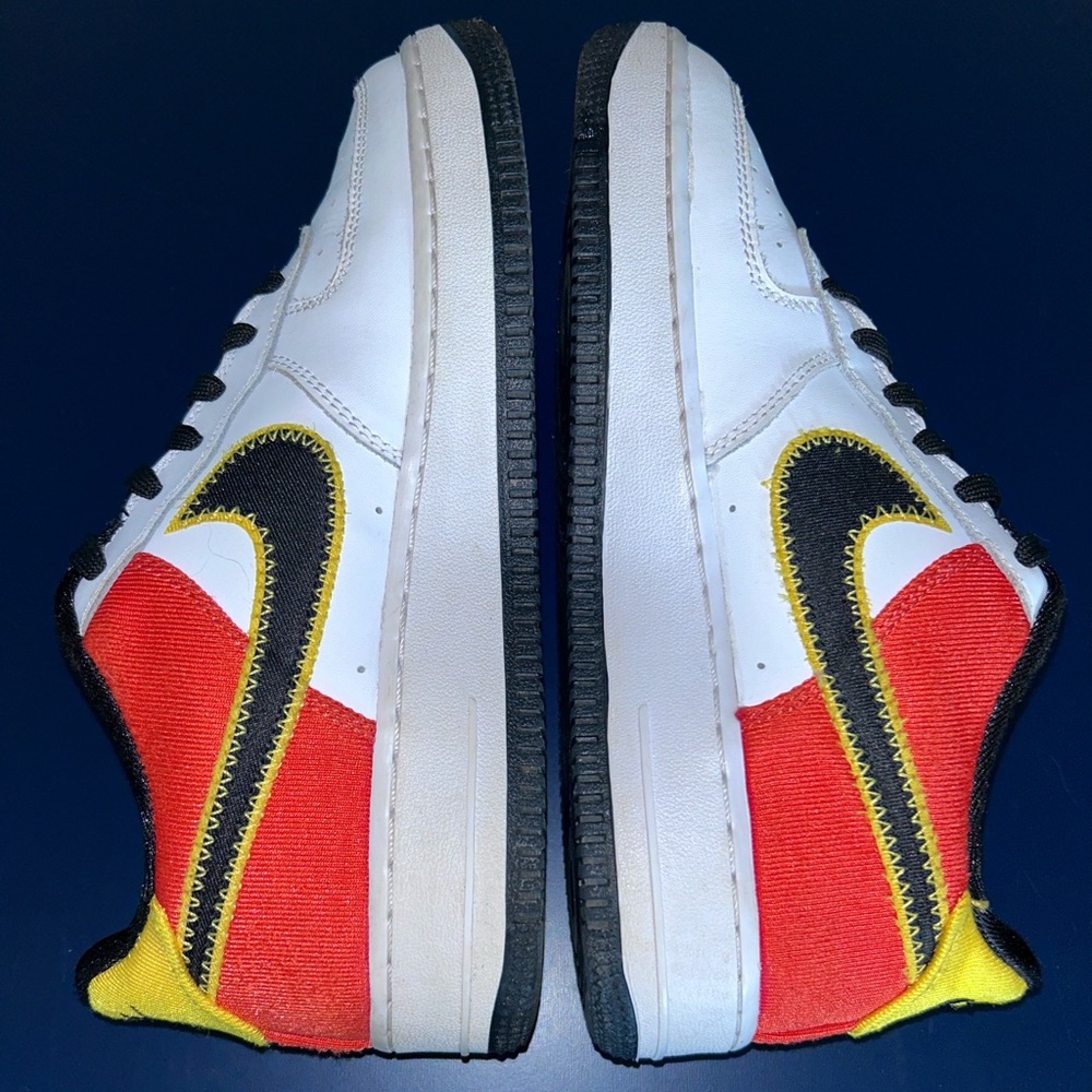 Nike Air Force 1 Low Rayguns 6.5 Youth